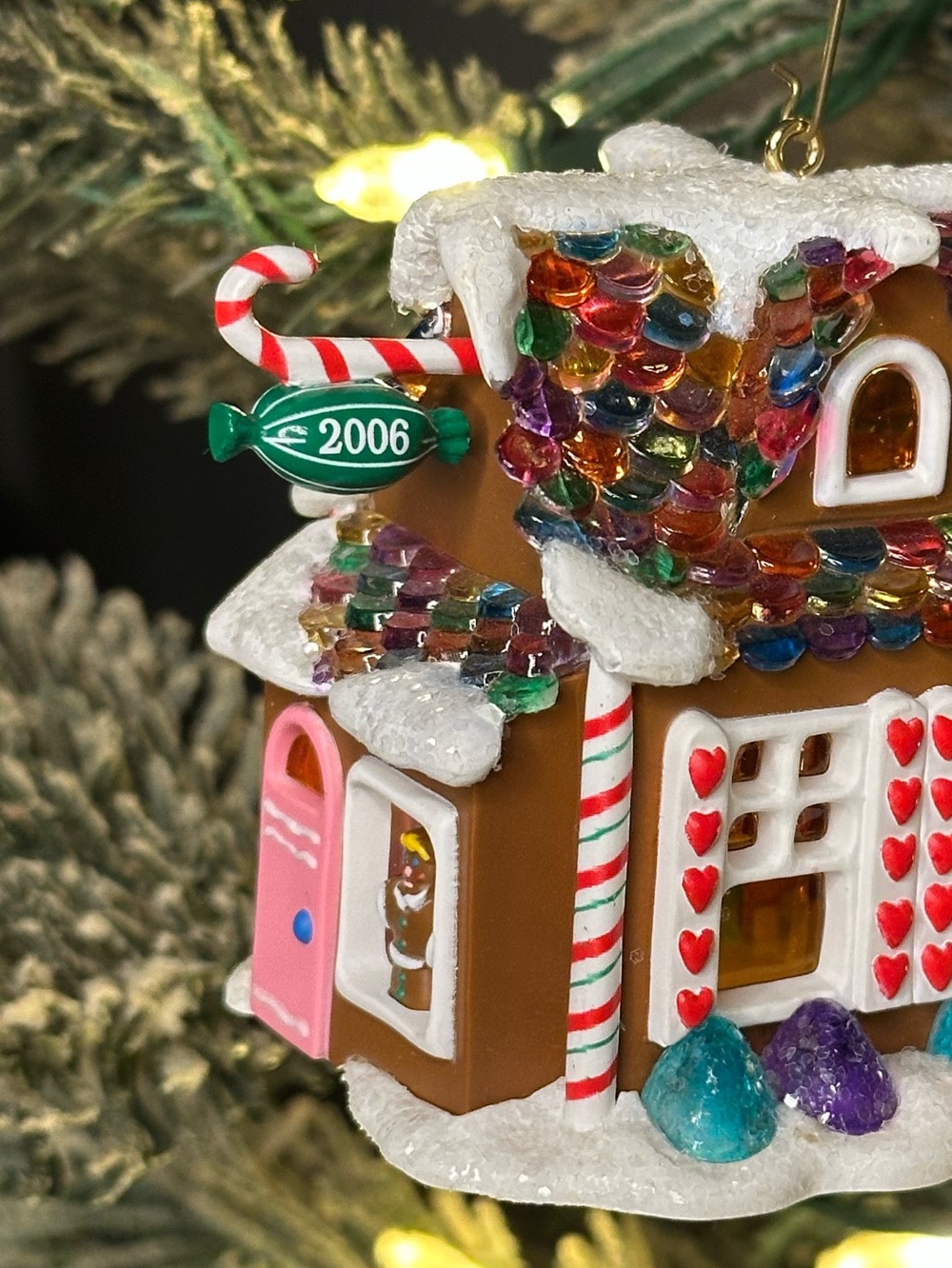 2006 Hallmark Keepsake Sweet Shop – Noelville #1 Ornament - Picture 8 of 8